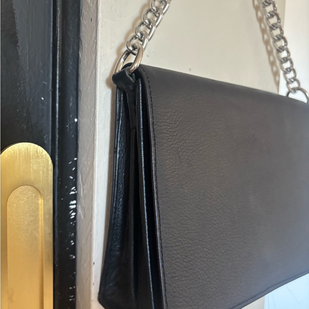 ( Bolongaro Trevor ) black pebble
Leather shoulder bag - Picture 4 of 14